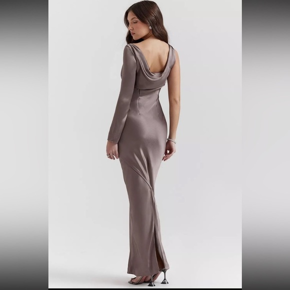 HOUSE OF CB 'Catiana' Smoke One Sleeve Maxi Dress/Size L-US 8-10 NWOT - Picture 2 of 5